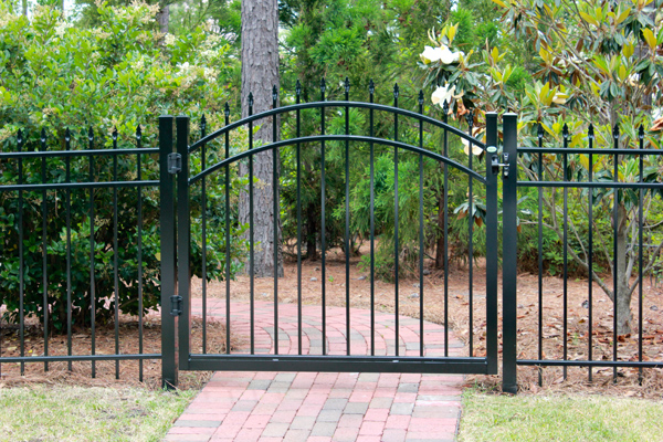 Does A Gate or Fence Make Your Home Ambience Look Decorative